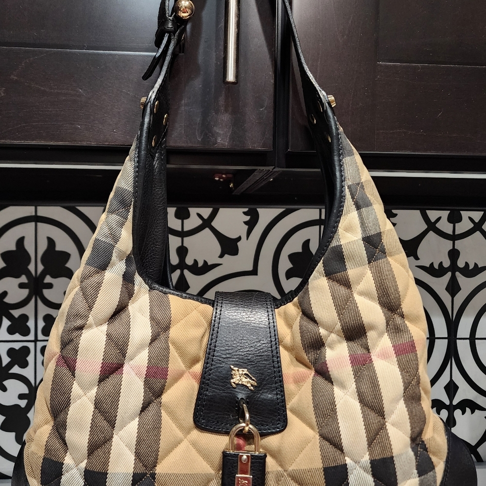 Burberry Nova Check Brooke Quilted Black Leather Hobo Handbag Ex Condition